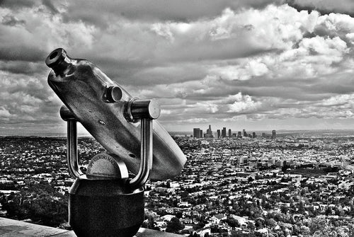 THE SPY VIEWING MACHINE   LA b&w