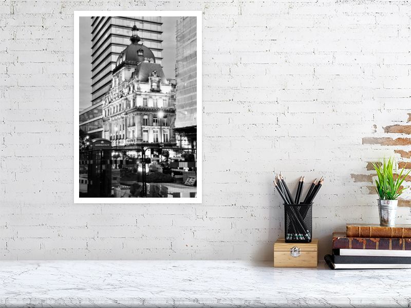 DISAPPEARING LONDON   b&w