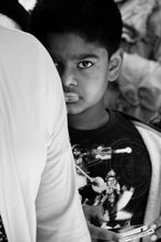 Load image into Gallery viewer, EYE SEE YOU   london b&amp;w