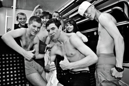 TESTOSTERONE   England b&w