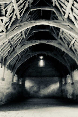 TITHE BARN   England silvertone
