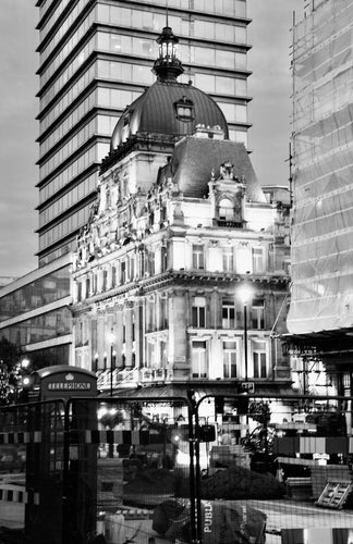 DISAPPEARING LONDON   b&w